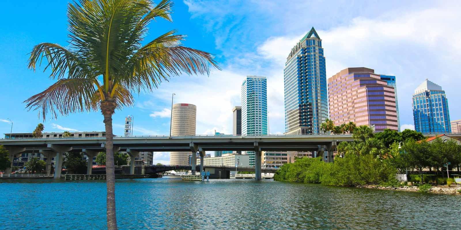 Invertir en bienes raíces en USA con visa de turista: ¿Es posible?