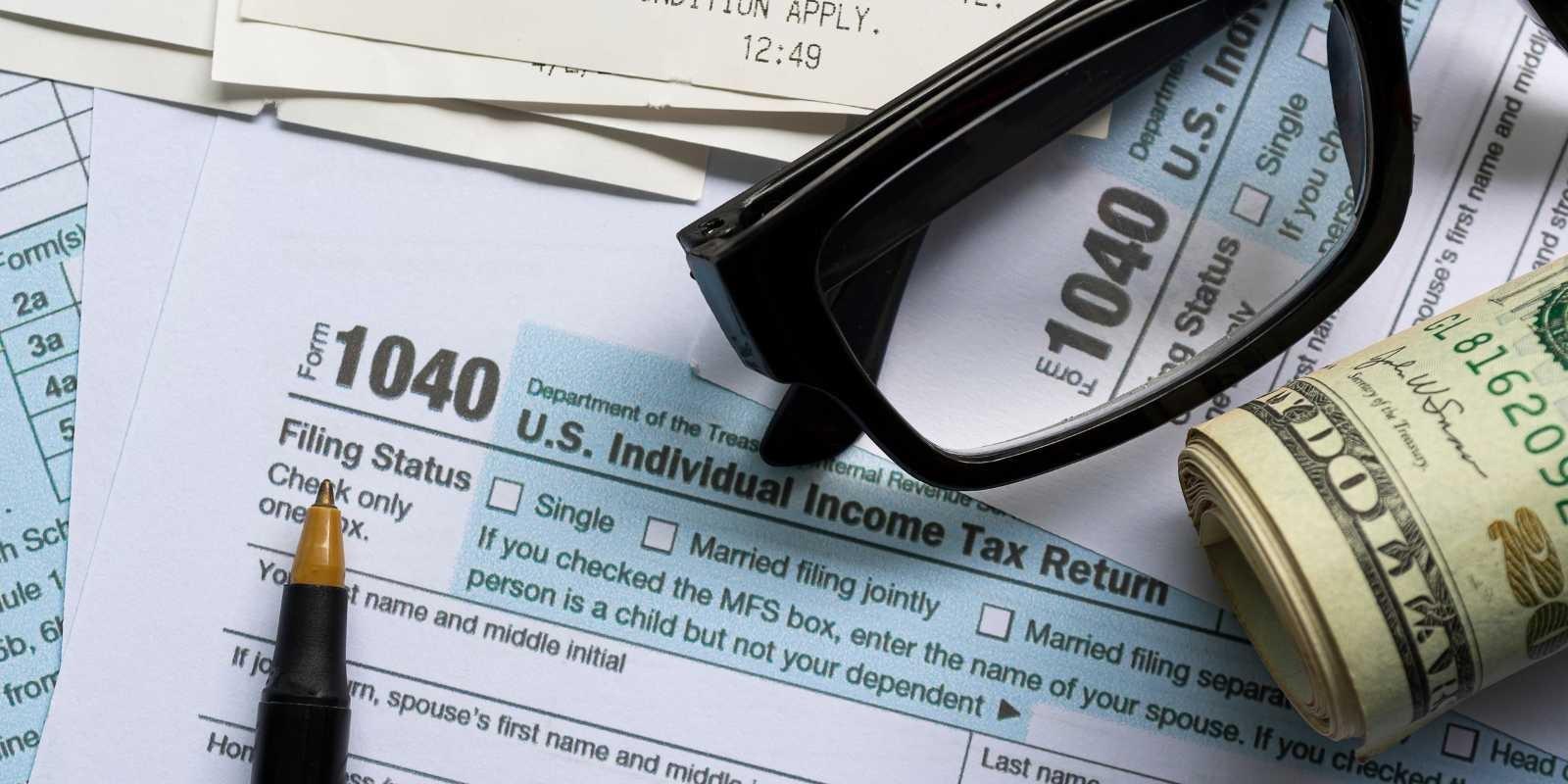 Impuestos y gravámenes en la adquisición de propiedades en Florida